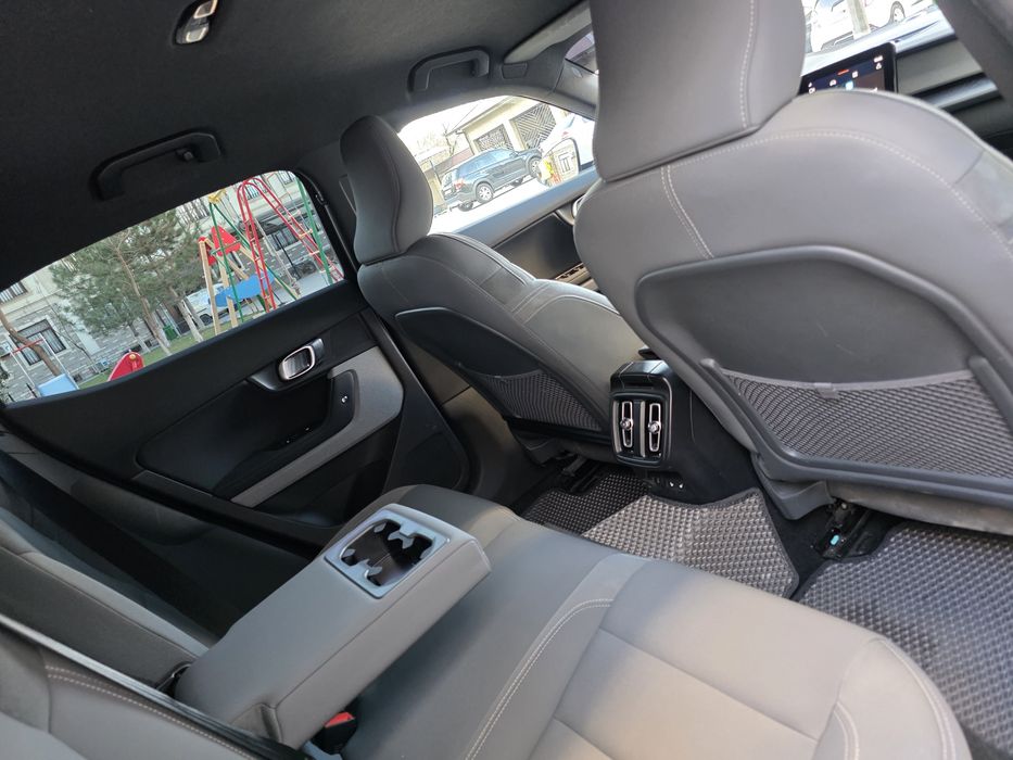 Volvo Polestar-2 СРОЧНО продаётся.