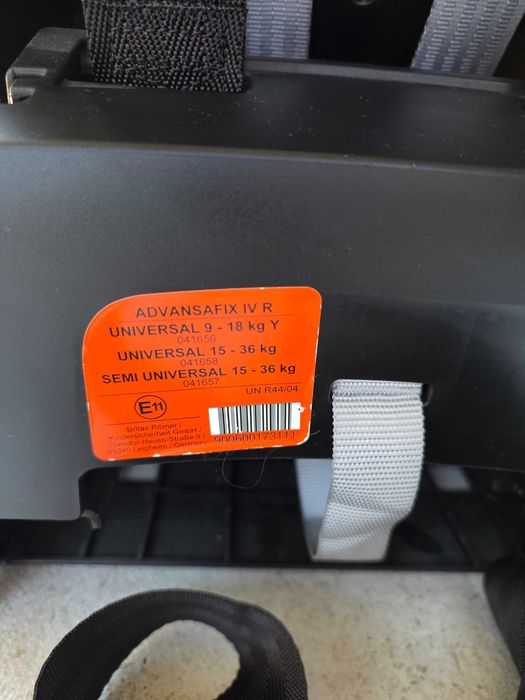 Scaun auto pentru copii Britax Romer - Advansafix IV R 9-36kg