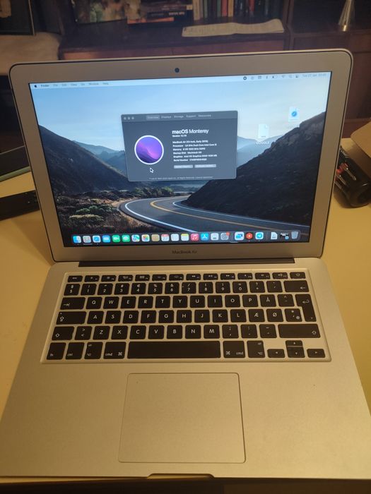 MacBook Air 13 inch Early2015 i5 8gb RAM Cluj-Napoca • OLX.ro
