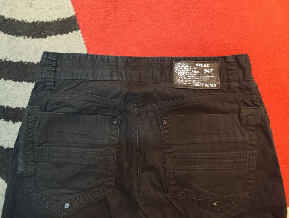 Black baggy jeans