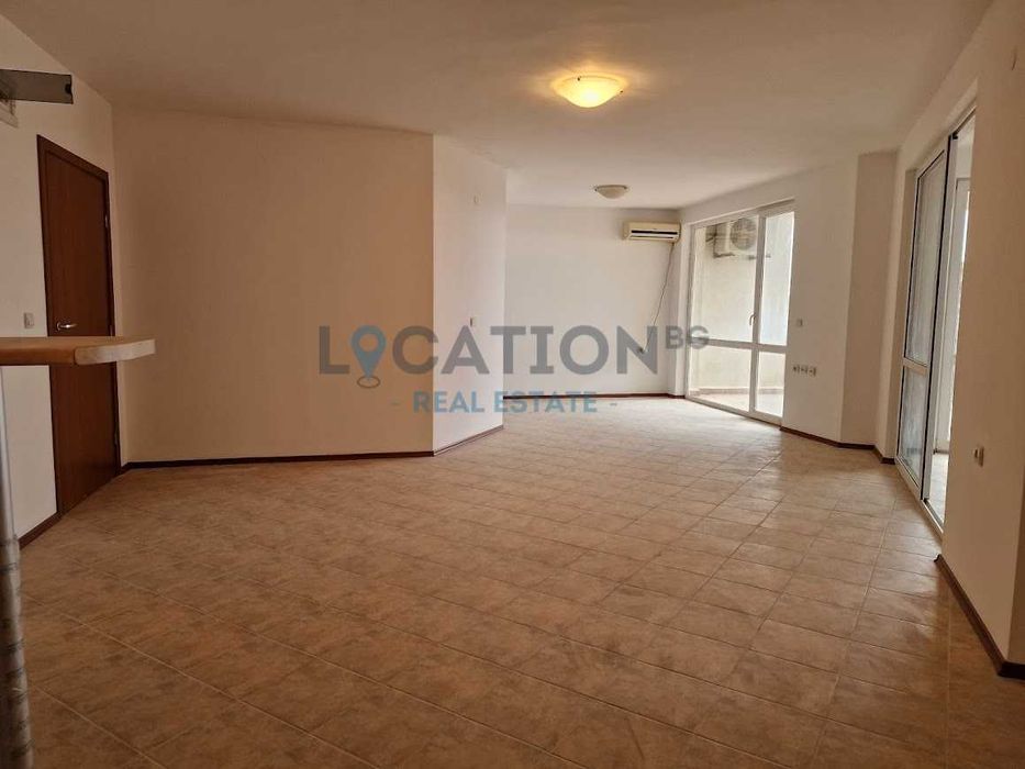 Продава се Тристаен апартамент в с. Божурец, Област Добрич - 100 кв.м за 430 €/кв.м - Снимка #1