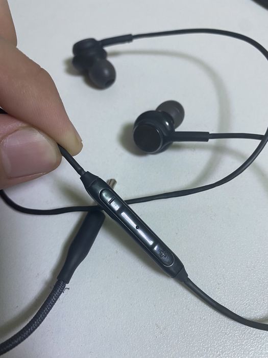 Проводные наушники akg S20