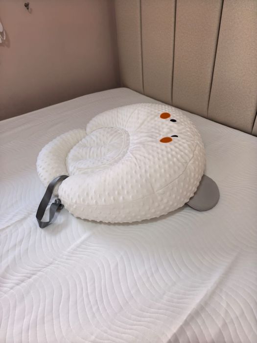 Продам подушку для малыша