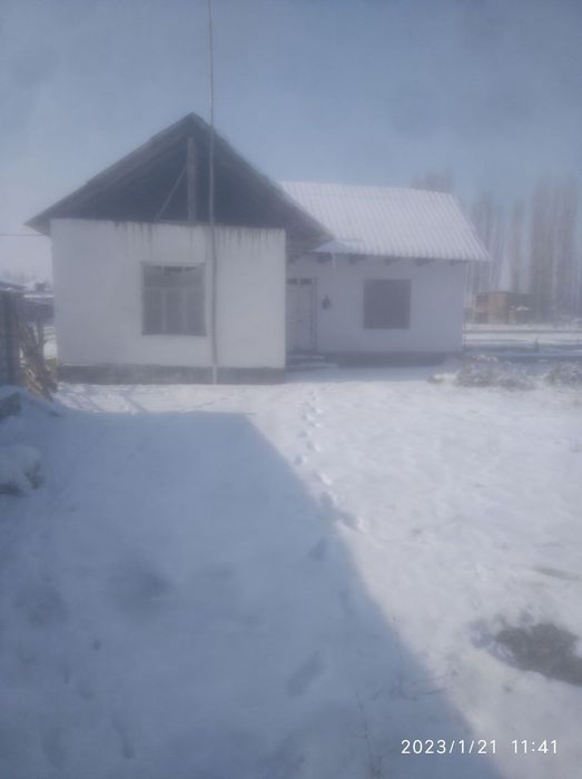 Ховли жой зудлик бн сотилади