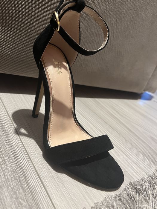 Sandale negre, noi,mărimea 36