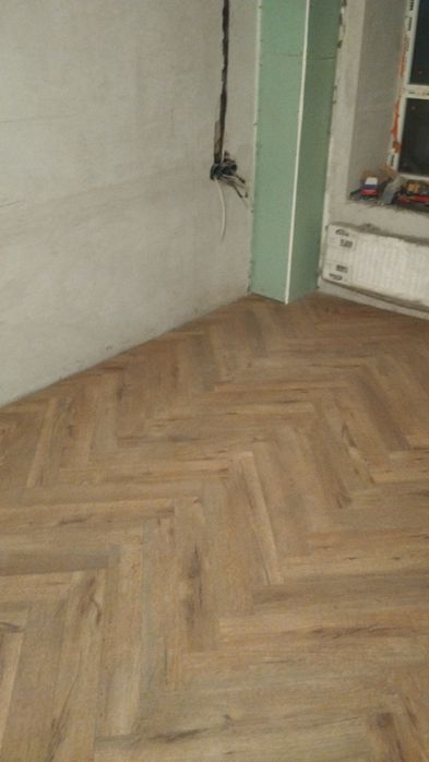 Постелю ламинат.