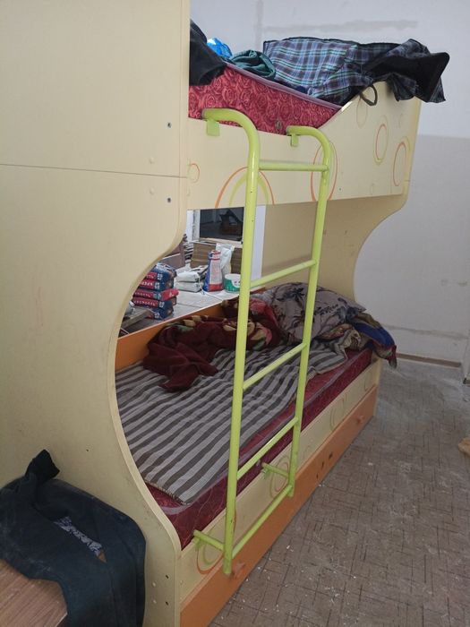 Детский крават срочна продаю