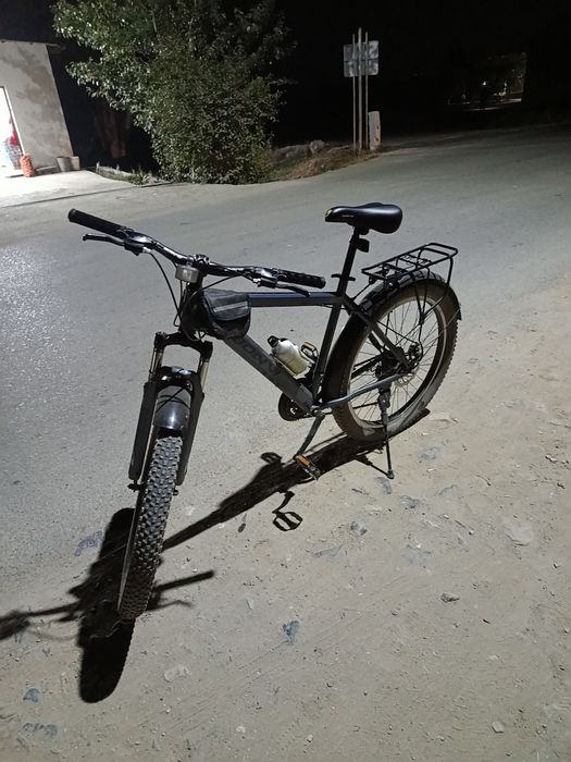 Bonvi velosiped sotiladi