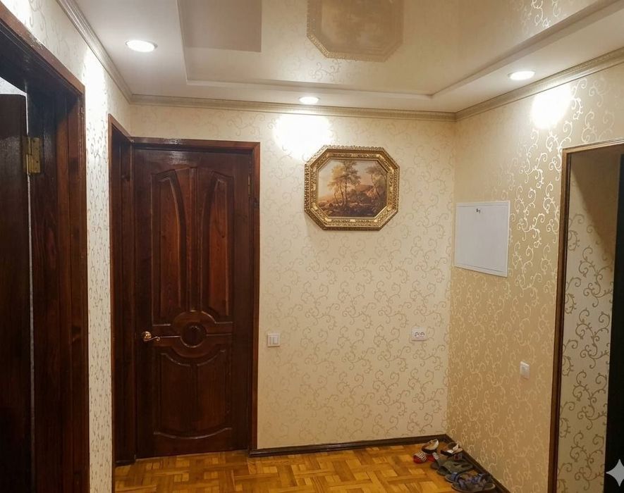 Дархан улица К.Ниязова 4/4/6 кирпич, спецплан, с лифтом, S120м2