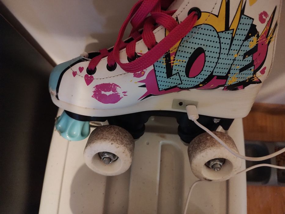 Детски светещи ролери