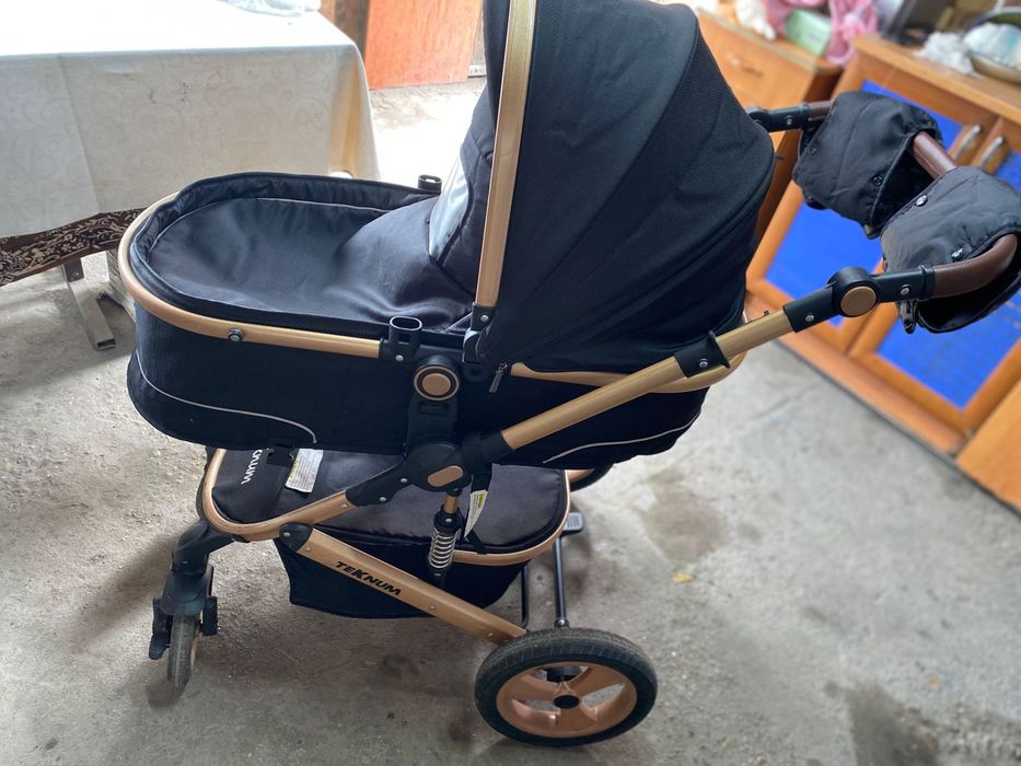 Продам коляску с автолюлькой