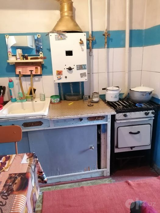 Продаётся 2 комн квартира.