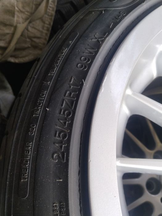 Диск с резиной БМВ е34 и е39