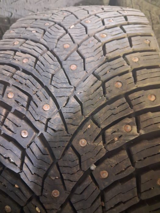 4 шипованных колеса р18