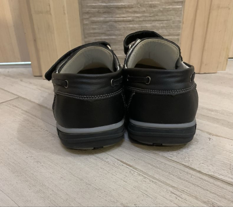 Мокасини от естествена кожа. Номер 37