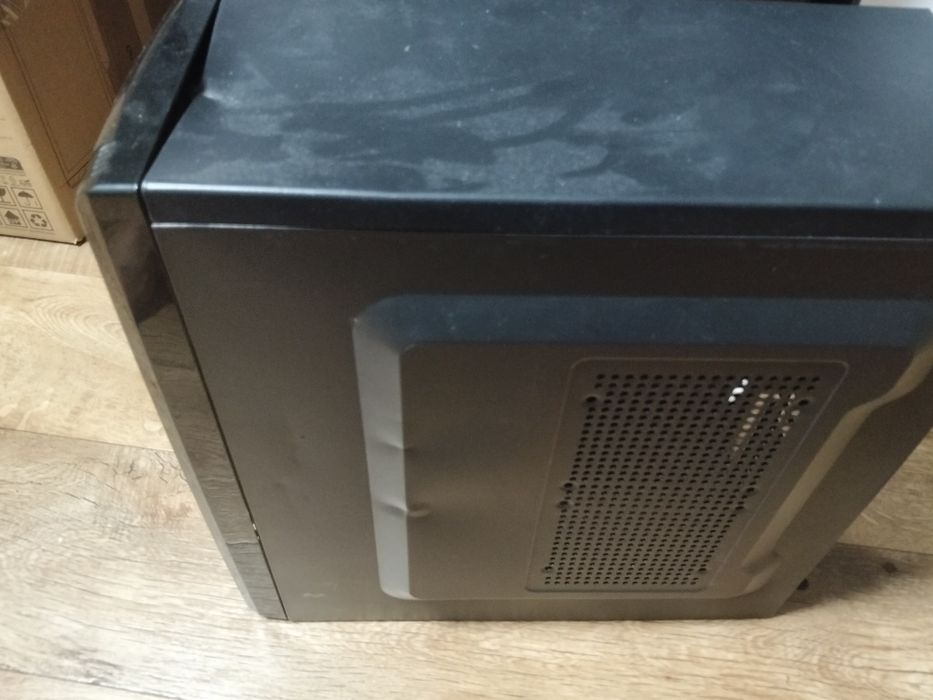 Продам корпус aerocool