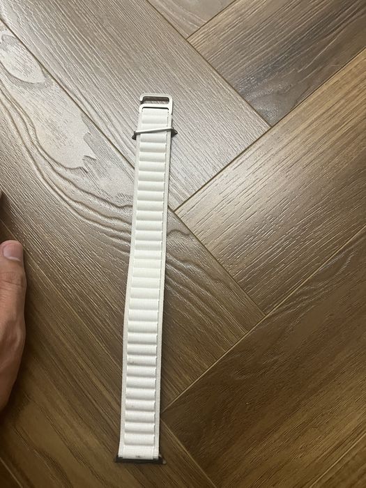 Продам ремешок на apple watch оригинал