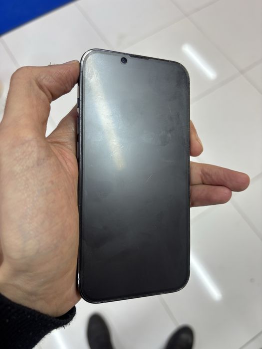 Iphone 13 Pro satiladi srochno