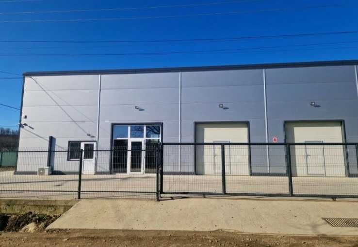 Spațiu Comercial de Închiriat