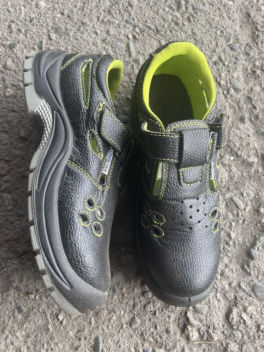 Продам спец боты