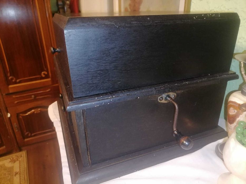 Gramofon Original marca ODEON model ODEONETTE anii 1900