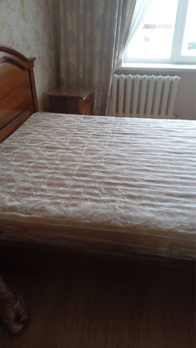 Матрац для двуспальной кровати