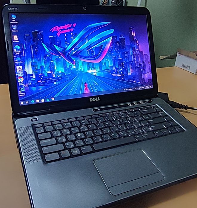 Продам игровой ноутбук Core i7 2630