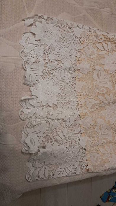 Нова бяла дантелена рокля р-р М/L