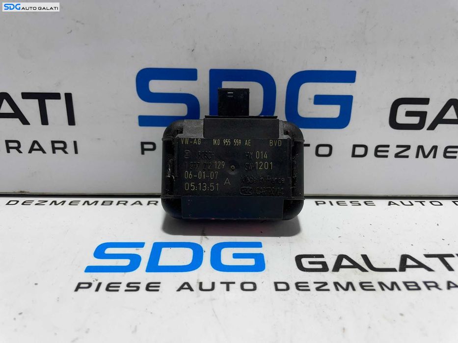 Senzor de Ploaie Lumina Parbriz Geam Sticla Volkswagen Passat CC 2008 - 2011 Cod 1K0955559AE [L3488]