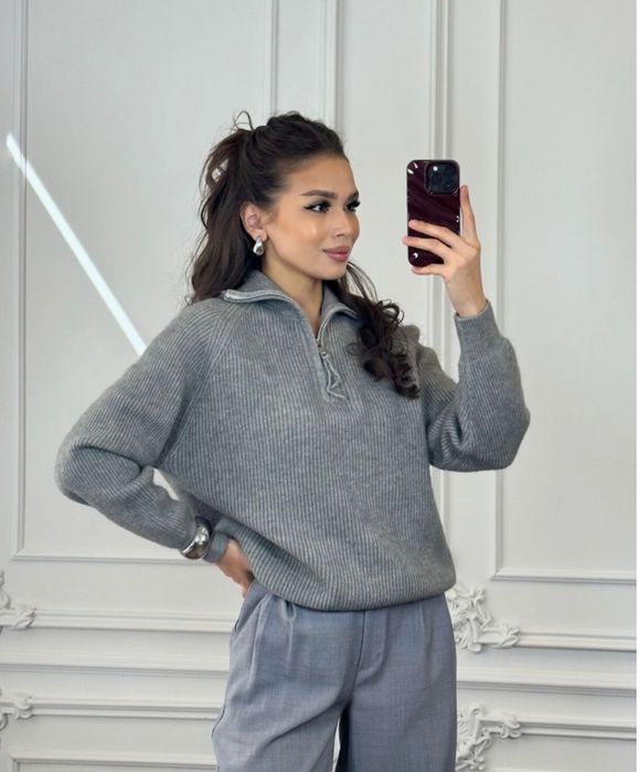 Полузамок,пуловер