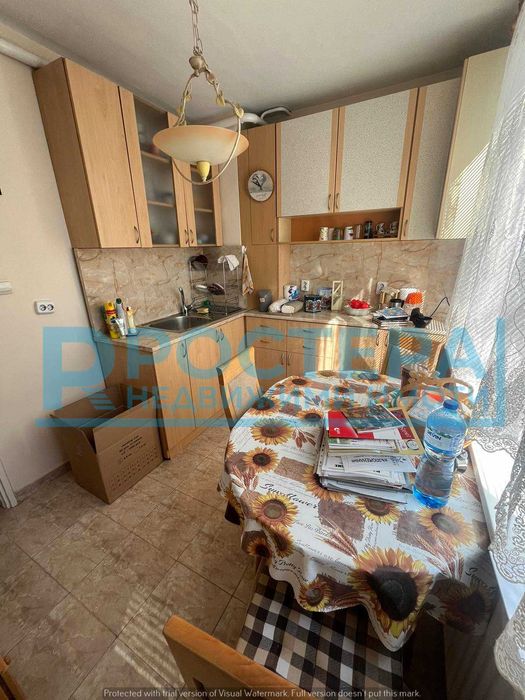 Продава се Тристаен апартамент в Търговище, Център - 95 кв.м за 1111 €/кв.м - Снимка #10