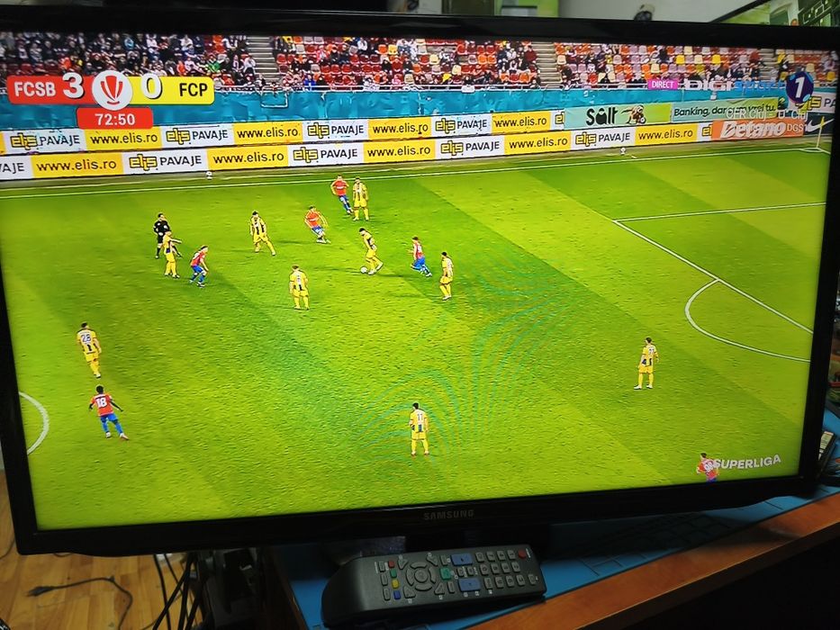 Tv televizor led Samsung diagonala 82cm full HD prinde canale digitale