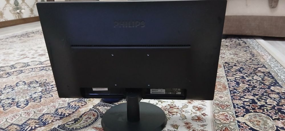 Монитор для компьютера PHILIPS