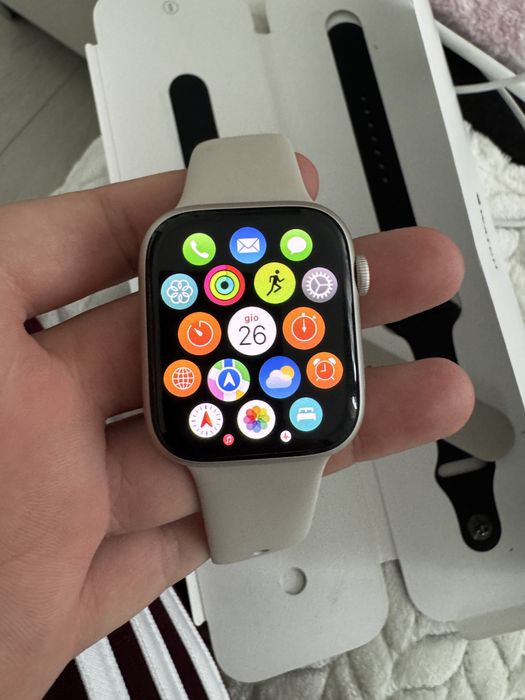 Apple Watch 8 45MM ca nou 100% baterie plus factura !