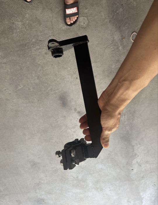 скоба за кормило Kaabo mantis 8-10