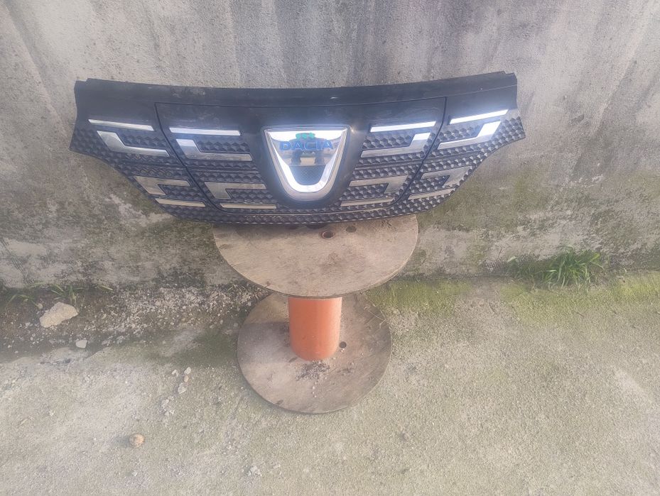 Grilă de  încărcare Dacia Spring an 2021,2022.