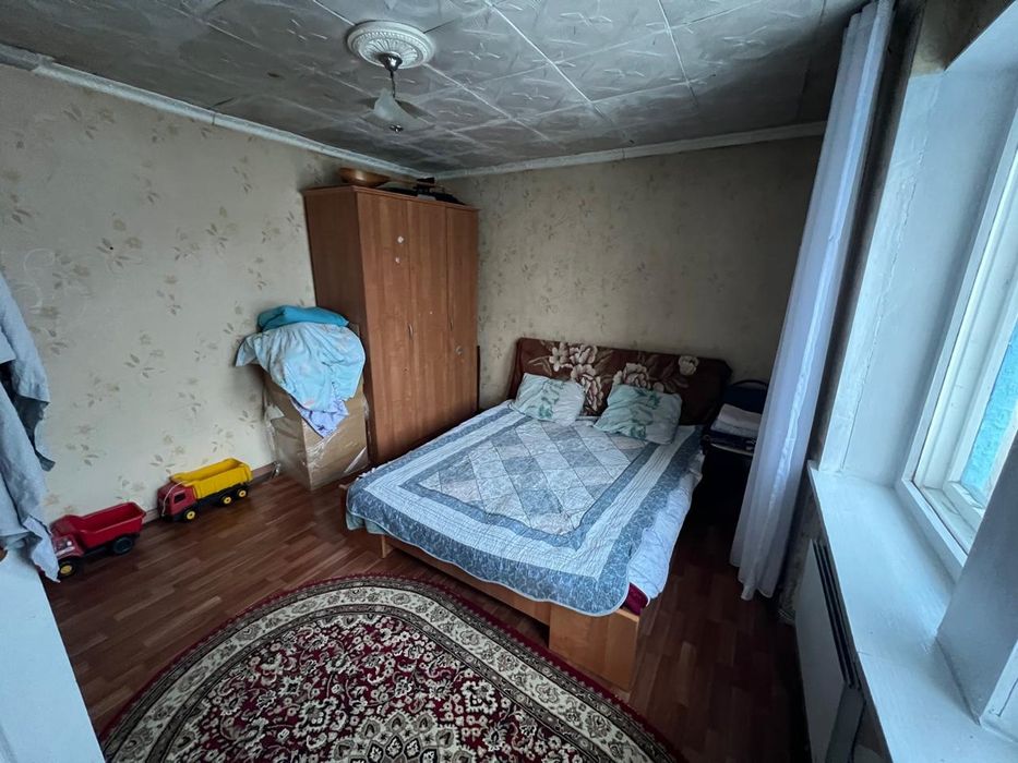 Продам дом в центре города.