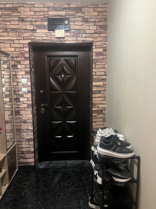 Продава се Тристаен апартамент в Хасково, Любен Каравелов - 81 кв.м за 1050 €/кв.м - Снимка #2