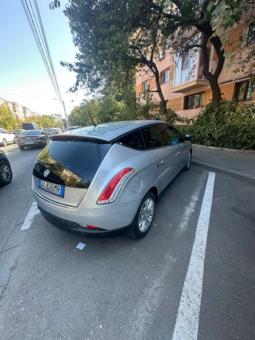 Vand Lancia Delta din 2009