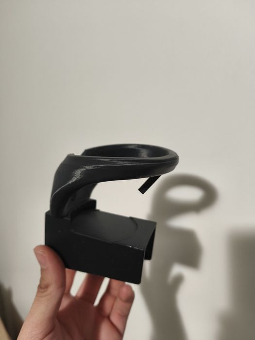 Поставка за чаша за BMW E60