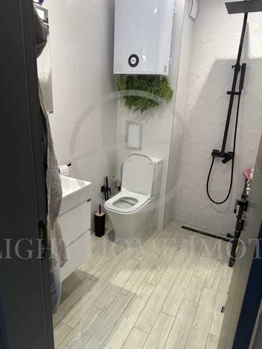 Продава се Двустаен апартамент в Пловдив, Кършияка - 92 кв.м за 1004 €/кв.м - Снимка #5