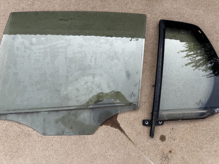 Vand Geamuri usa stanga spate VW Golf 6