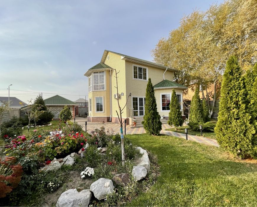 Отличный дом в 18 микрорайоне