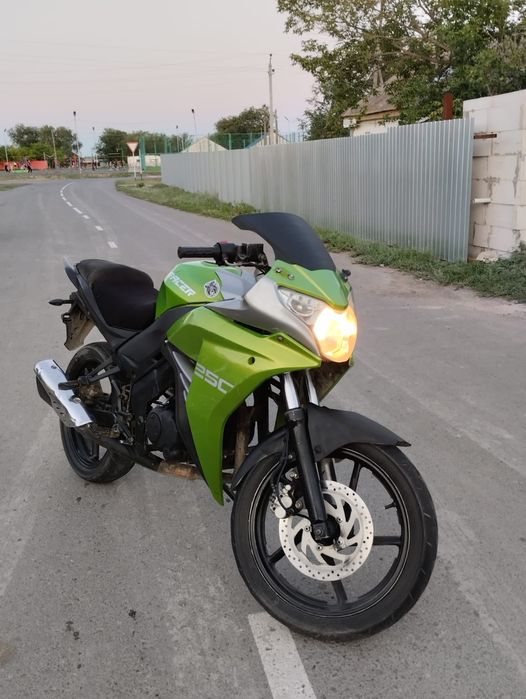 Продам мотоцикл .