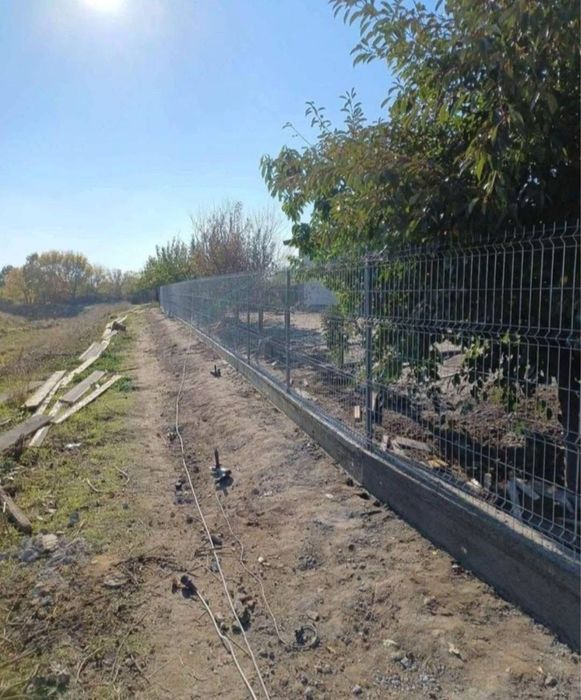 Construim garduri și porți la cerința clientului