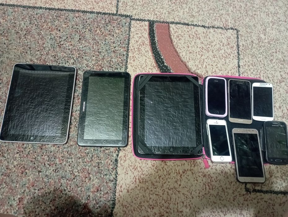 Продам смартфон бу