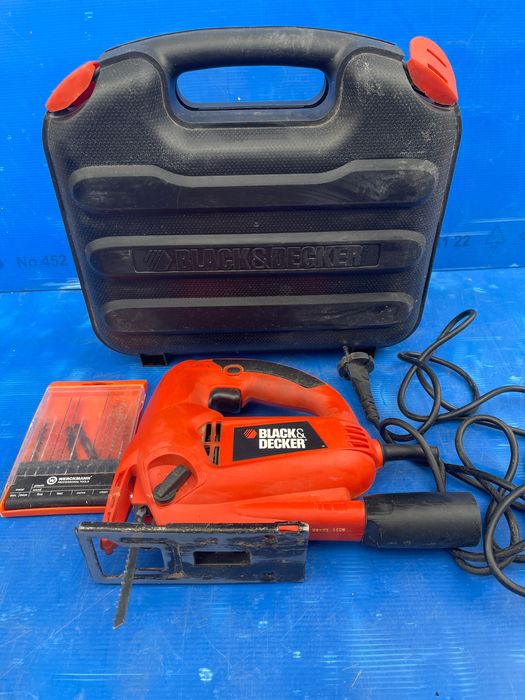 Fierăstrău pendular Black&Decker original