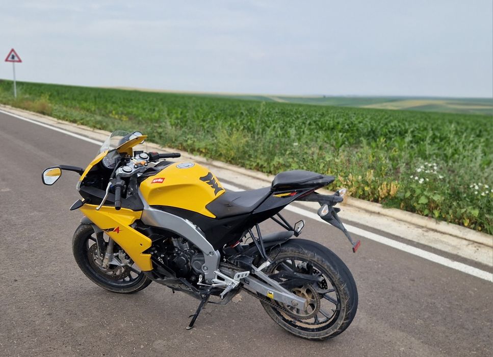 Aprilia rs4 125 cc
