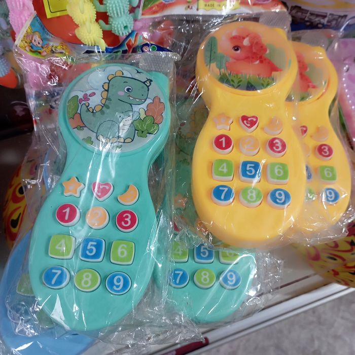 Игрушки от 500 тенге.