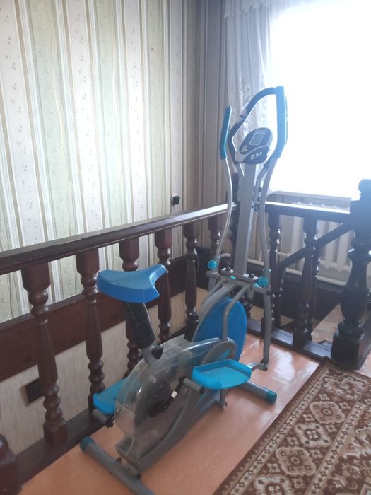 Тренажер эллиптический.